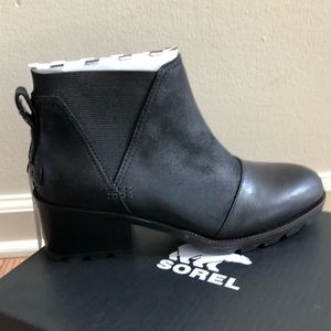 Sorel Cate booties NIB